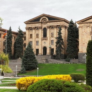Armenien braucht eine echte Opposition