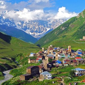 Georgien investiert in die Entwicklung von Hochgebirgssiedlungen