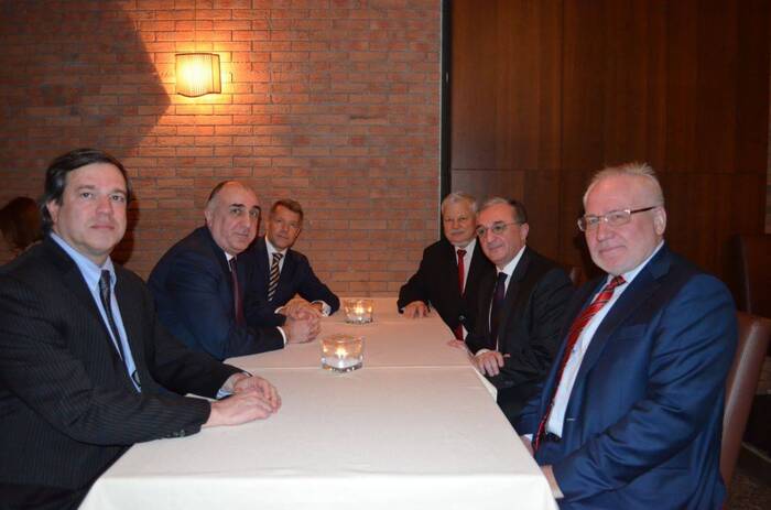 Mnatsakanyan and Mammadyarov meet in New York; Pashinyan tours in USA 