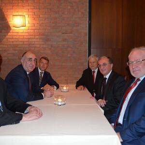 Mnatsakanyan and Mammadyarov meet in New York; Pashinyan tours in USA 