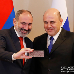 Pashinyan meets Mishustin on the sidelines of the EAEU conference