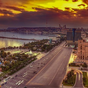Azerbaijan closes all malls amid Coronavirus pandemic, public and private institutions donate into the state fund