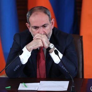 Pashinyan blames businesses in Armenia for Covid-19 spread