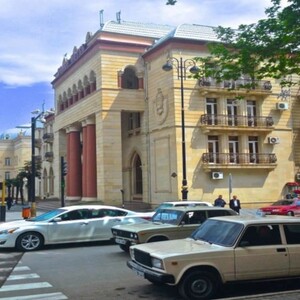 Aserbaidschanisches Außenministerium kommentiert Militärdrohungen gegen Ganja