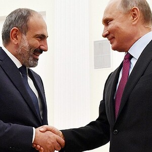 Politische Krise in Armenien: Putin drückt seine Unterstützung für Paschinjan aus; Kriegsrecht teilweise aufgehoben