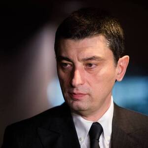 Politische Situation in Georgien: Gakharia präsentiert Regierungsprogramm; Opposition fordert Revolution