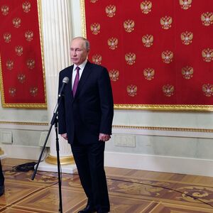Nagorno-Karabakh: Pashinyan and Aliyev meet in Moscow