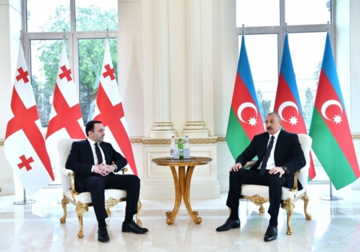 Garibashvili und Alijew treffen sich in Baku