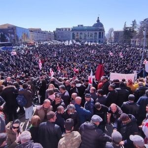 Large protest breaks out in Tbilisi against the construction of the Namakhvani hydropower plant