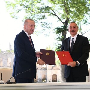 Aserbaidschan und die Türkei vertiefen militärische Zusammenarbeit