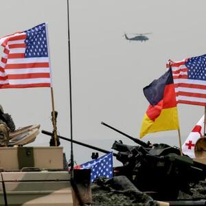 Überblick über die Beziehungen zwischen der NATO, den USA und Georgien