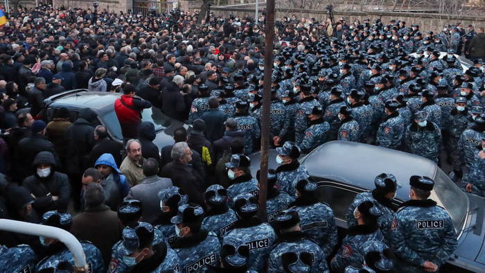 Anti-government protests continue in Armenia