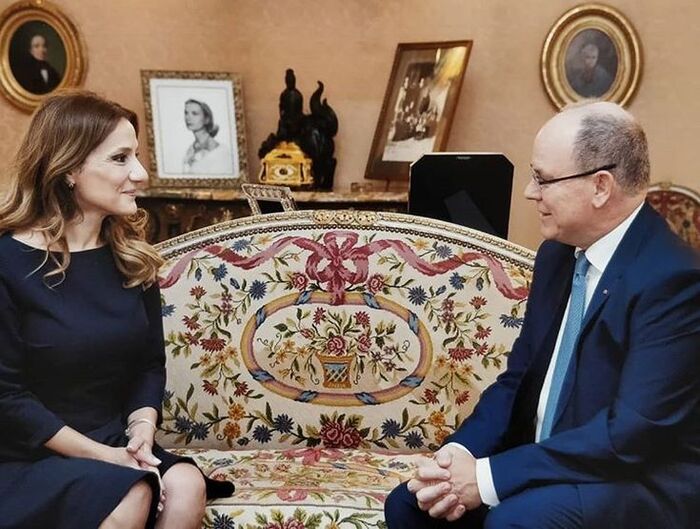 The Georgian Ambassador to France has resigned 