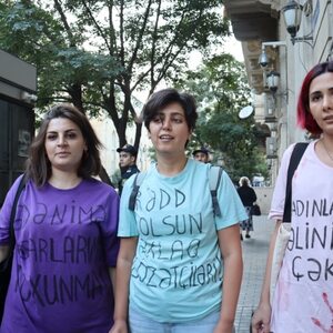 Feminist Activists Hold Demonstration in Front of Iranian Embassy in Baku