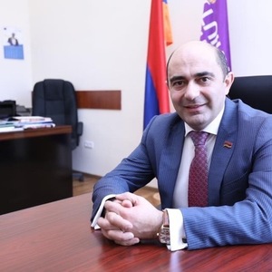 Edmon Marukyan: 