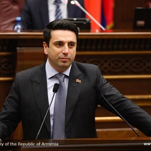 Simonjan: Aserbaidschan bereitet sich auf die Schließung des Latschin-Korridors vor